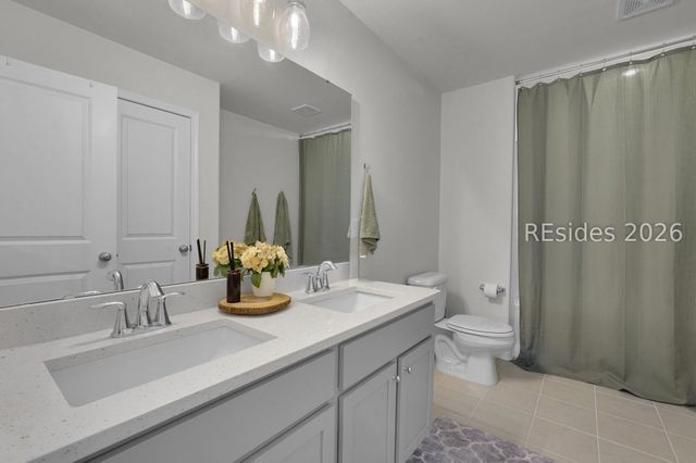 121 Teal Bluff Blvd, Seabrook, SC 29940
