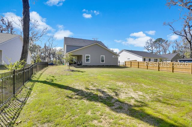 121 Teal Bluff Blvd, Seabrook, SC 29940