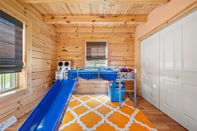 148 1st St, Georgetown, PA 15043