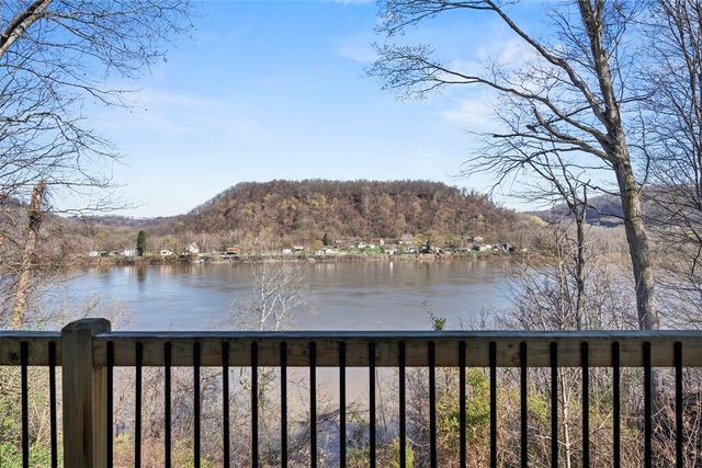 148 1st St, Georgetown, PA 15043