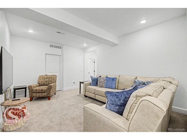 10558 Eby Cir, Lone Tree, CO 80124