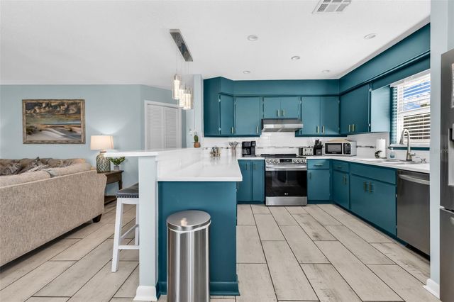 312 BAYSHORE ROAD, Nokomis, FL 34275