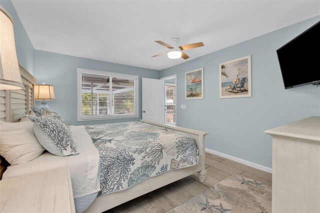 312 BAYSHORE ROAD, Nokomis, FL 34275