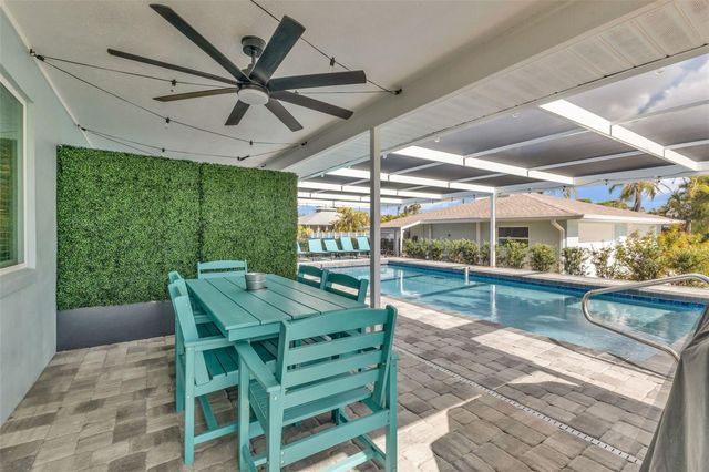 312 BAYSHORE ROAD, Nokomis, FL 34275