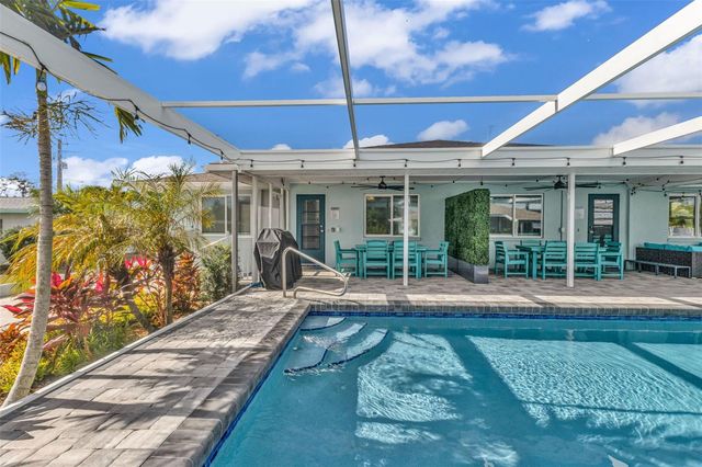 312 BAYSHORE ROAD, Nokomis, FL 34275