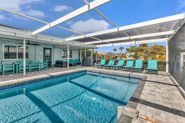 312 BAYSHORE ROAD, Nokomis, FL 34275