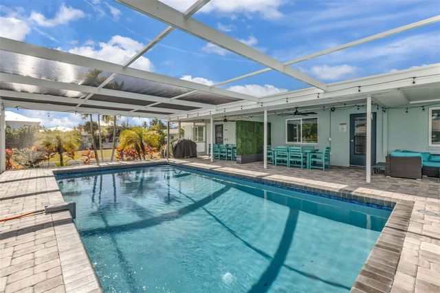 312 BAYSHORE ROAD, Nokomis, FL 34275