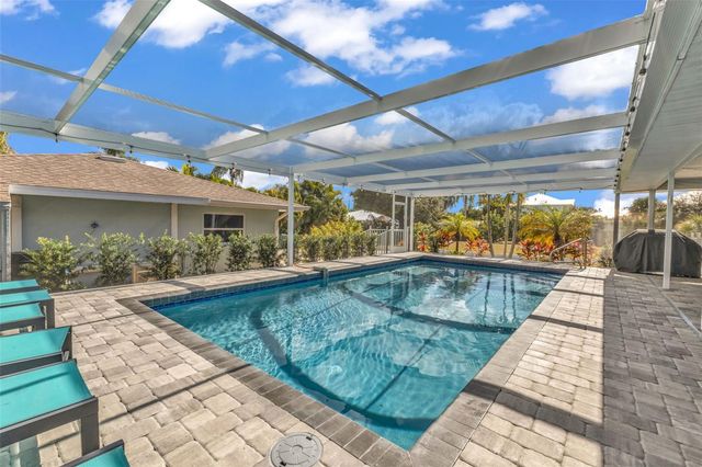 312 BAYSHORE ROAD, Nokomis, FL 34275