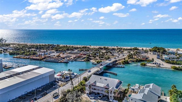 312 BAYSHORE ROAD, Nokomis, FL 34275