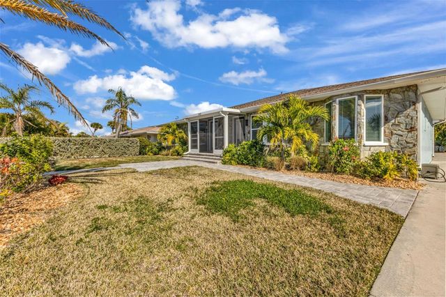 312 BAYSHORE ROAD, Nokomis, FL 34275