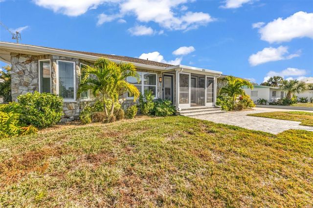 312 BAYSHORE ROAD, Nokomis, FL 34275