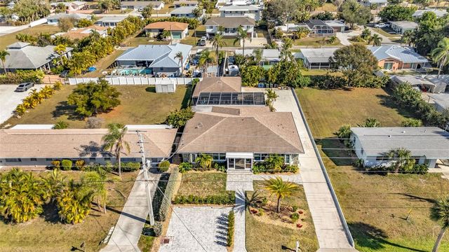 312 BAYSHORE ROAD, Nokomis, FL 34275