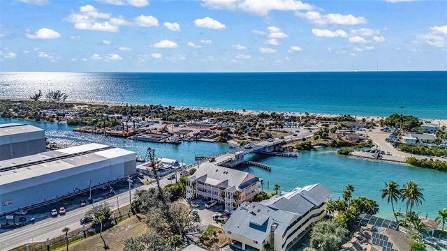 312 BAYSHORE ROAD, Nokomis, FL 34275