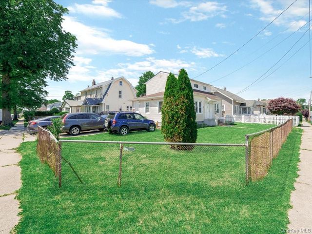 72 Pleasant Avenue, Roosevelt, NY 11575