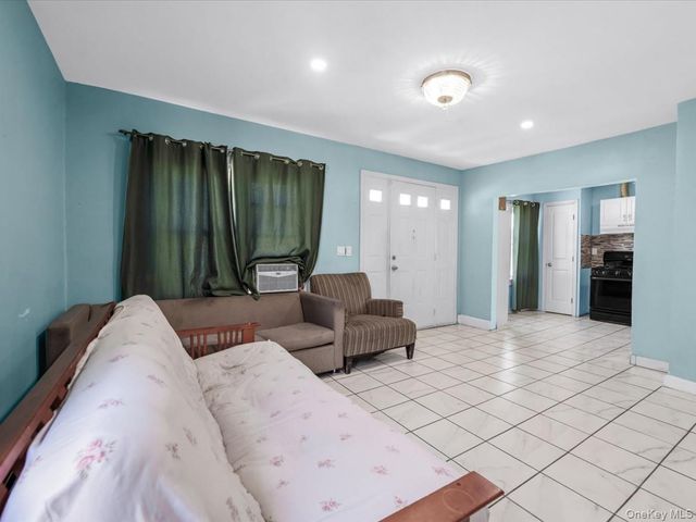 72 Pleasant Avenue, Roosevelt, NY 11575