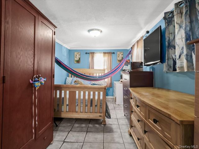 72 Pleasant Avenue, Roosevelt, NY 11575