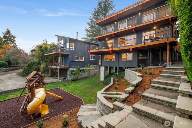 6620 57th Avenue NE, Seattle, WA 98115