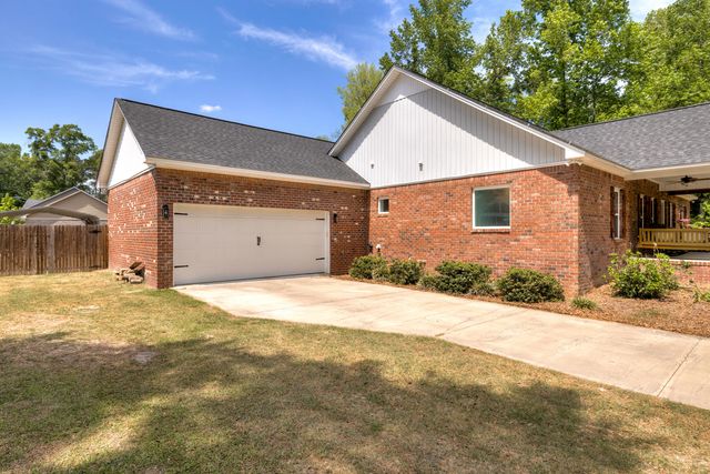 2119 Tanglewood Road, Sumter, SC 29154