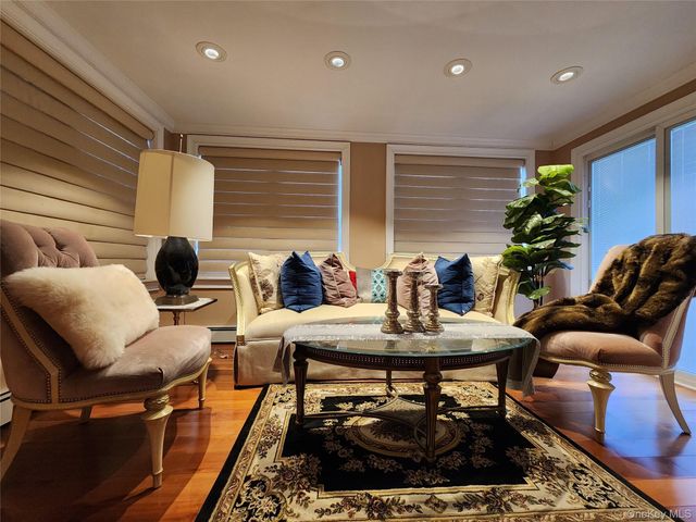 883 McKenna Avenue, Baldwin, NY 11510