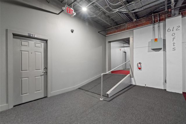 612 W Texas Avenue 228, Baytown, TX 77520