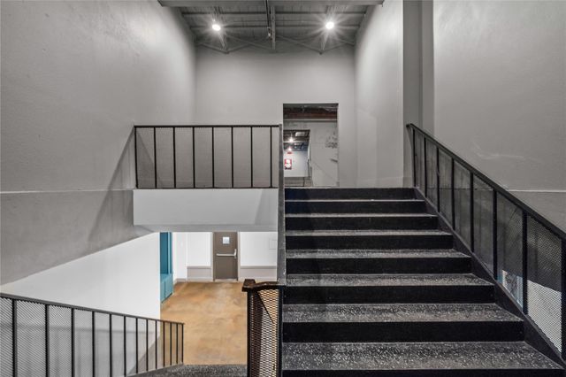 612 W Texas Avenue 228, Baytown, TX 77520