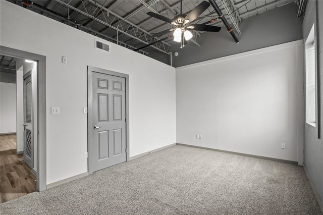 612 W Texas Avenue 228, Baytown, TX 77520
