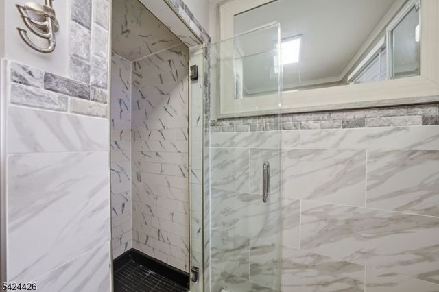 772 Harrell Ave, Woodbridge Twp., NJ 07095