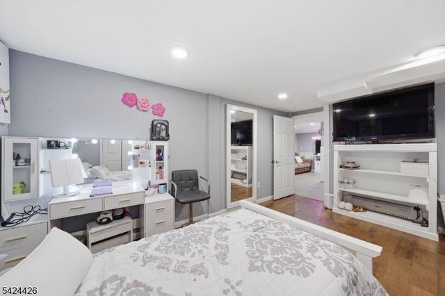 772 Harrell Ave, Woodbridge Twp., NJ 07095