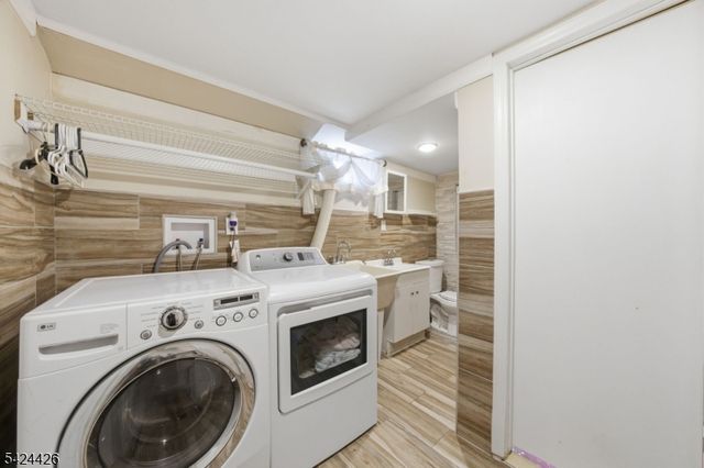 772 Harrell Ave, Woodbridge Twp., NJ 07095