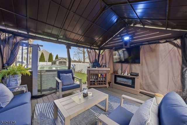 772 Harrell Ave, Woodbridge Twp., NJ 07095