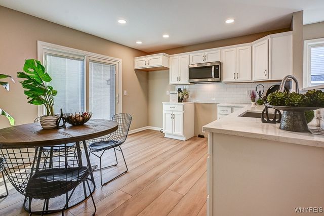 16 White Orchid Way, Lancaster, NY 14086