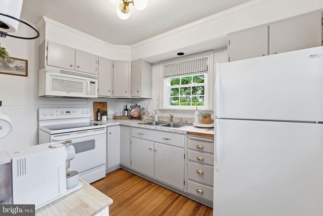 5014 HOLLYWOOD RD, College Park, MD 20740