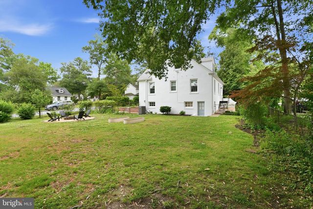 5014 HOLLYWOOD RD, College Park, MD 20740