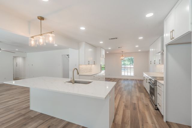 2815 Perkins Road, Arlington, TX 76016