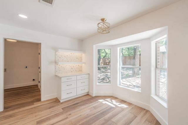 2815 Perkins Road, Arlington, TX 76016