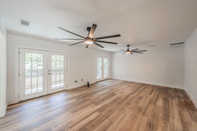 2815 Perkins Road, Arlington, TX 76016