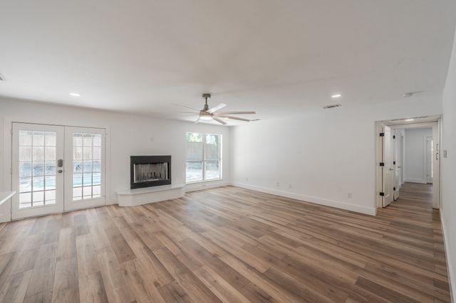 2815 Perkins Road, Arlington, TX 76016