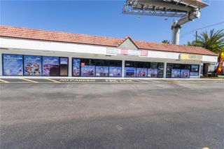 10550 NW 77 Ct, Hialeah Gardens, FL 33016