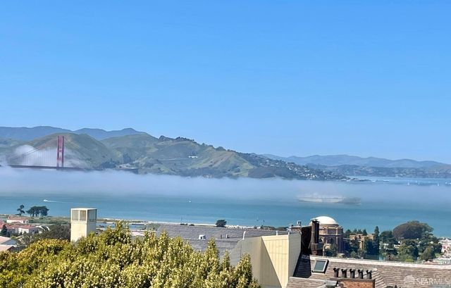 2725 Broadway Street, San Francisco, CA 94115