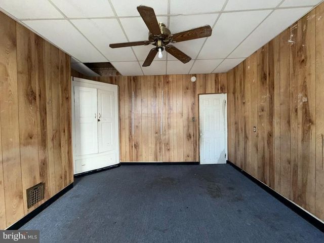 33 N KRESSON ST, Baltimore, MD 21224