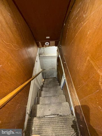 33 N KRESSON ST, Baltimore, MD 21224