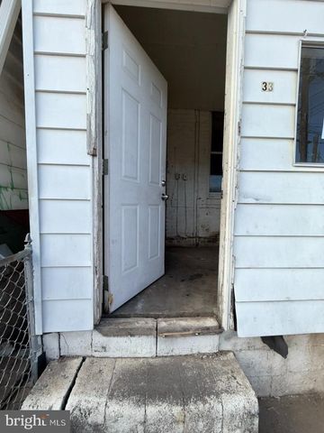 33 N KRESSON ST, Baltimore, MD 21224