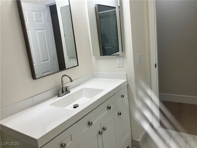 1715 Rockwell Lane, Las Vegas, NV 89156