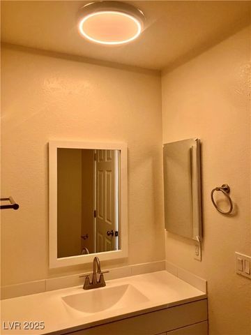 1715 Rockwell Lane, Las Vegas, NV 89156