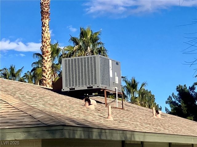 1715 Rockwell Lane, Las Vegas, NV 89156