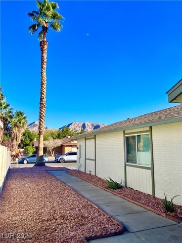 1715 Rockwell Lane, Las Vegas, NV 89156
