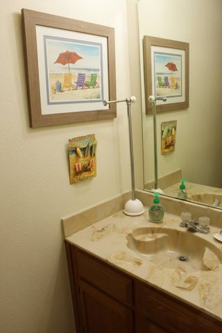 720 Cresent Drive, Desoto, TX 75115