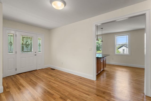 62 Redfield St 62, Boston, MA 02122