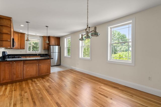 62 Redfield St 62, Boston, MA 02122