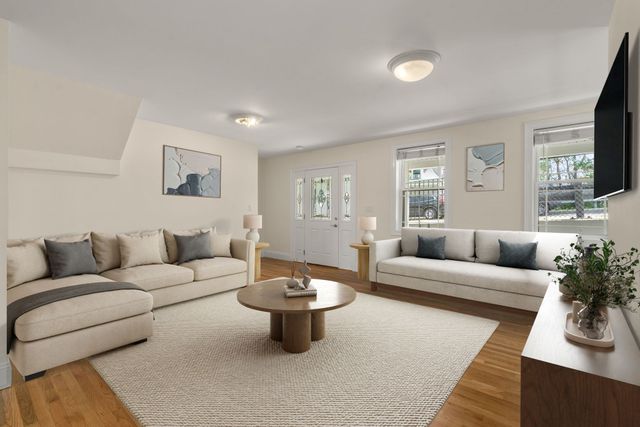 62 Redfield St 62, Boston, MA 02122